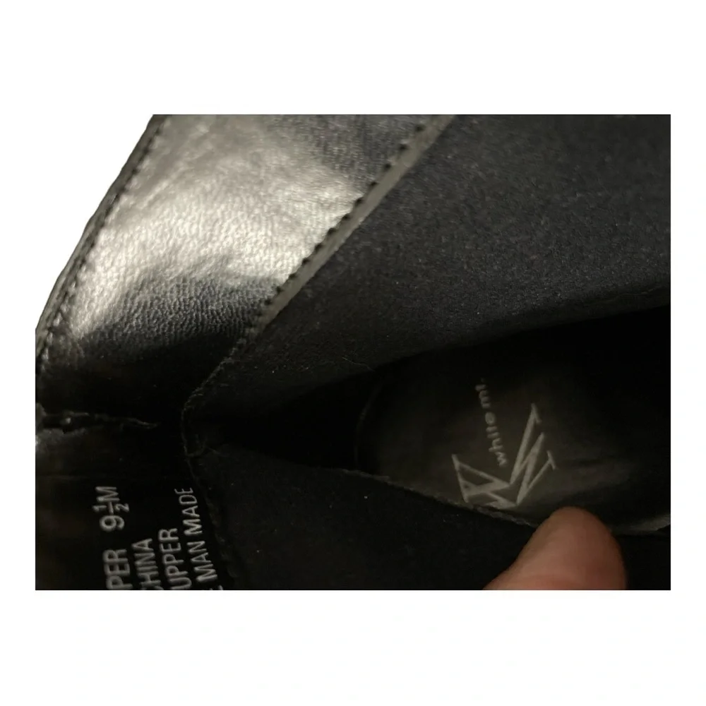 WHITE MOUNTAIN BLACK LEATHER ANKLE BOOTS size 9.5